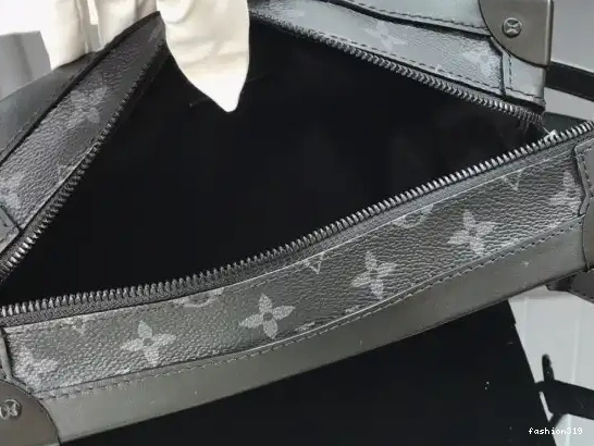 TRUNK LOUIS VUITTON SOFT 0505